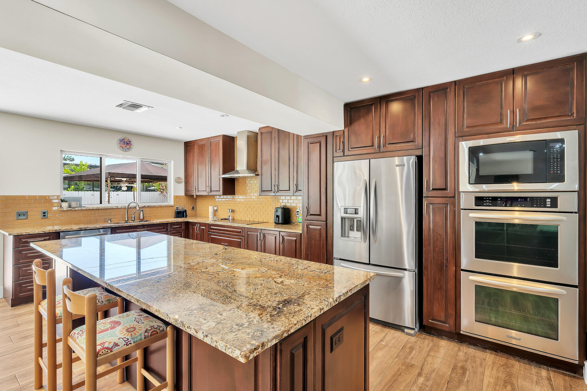 1870 NE 197th Terrace