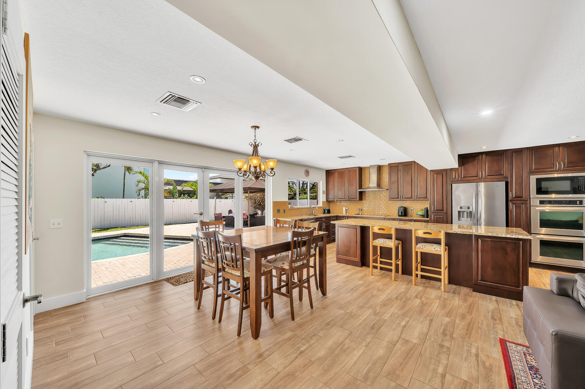 1870 NE 197th Terrace