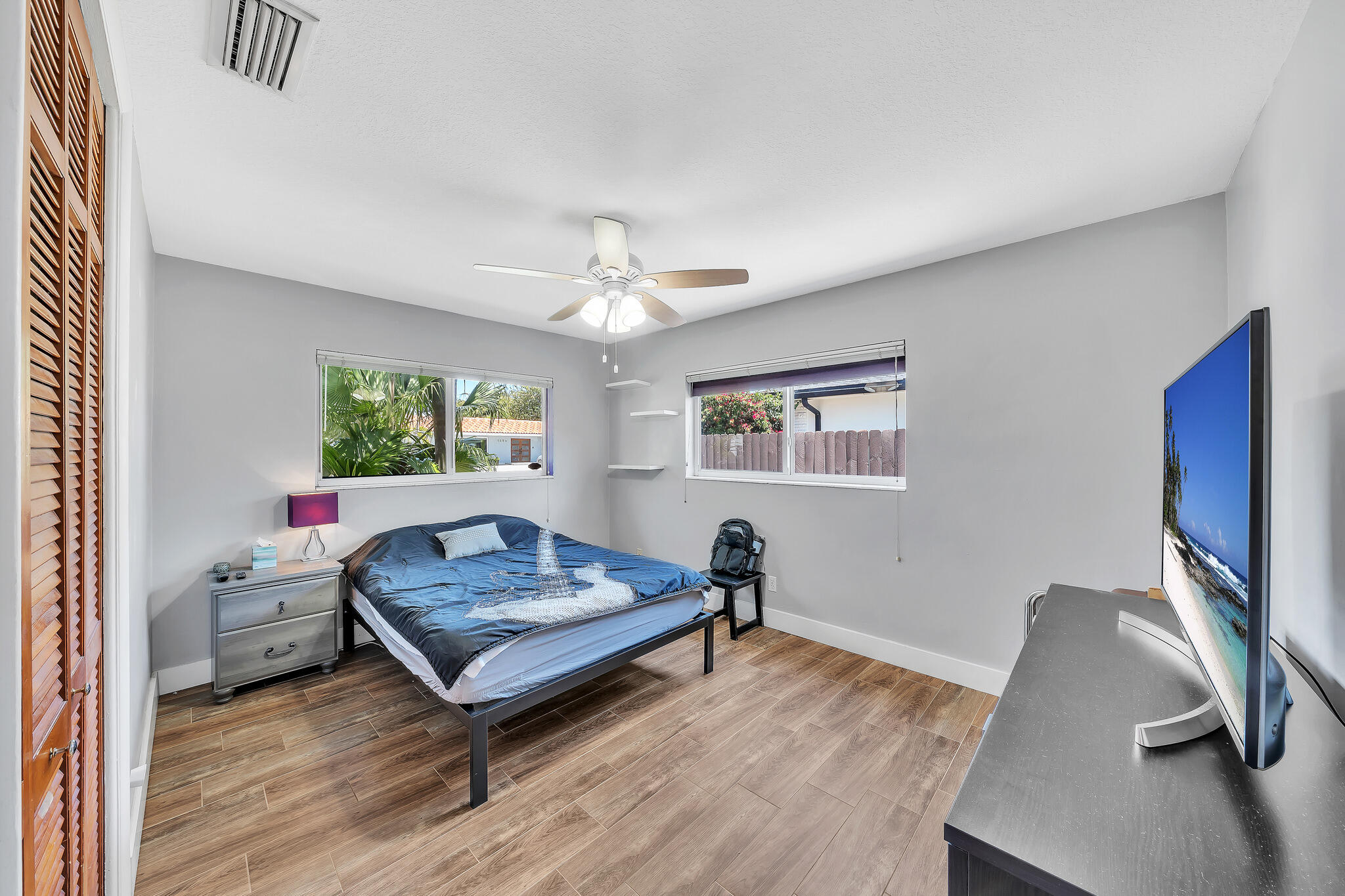 1870 NE 197th Terrace