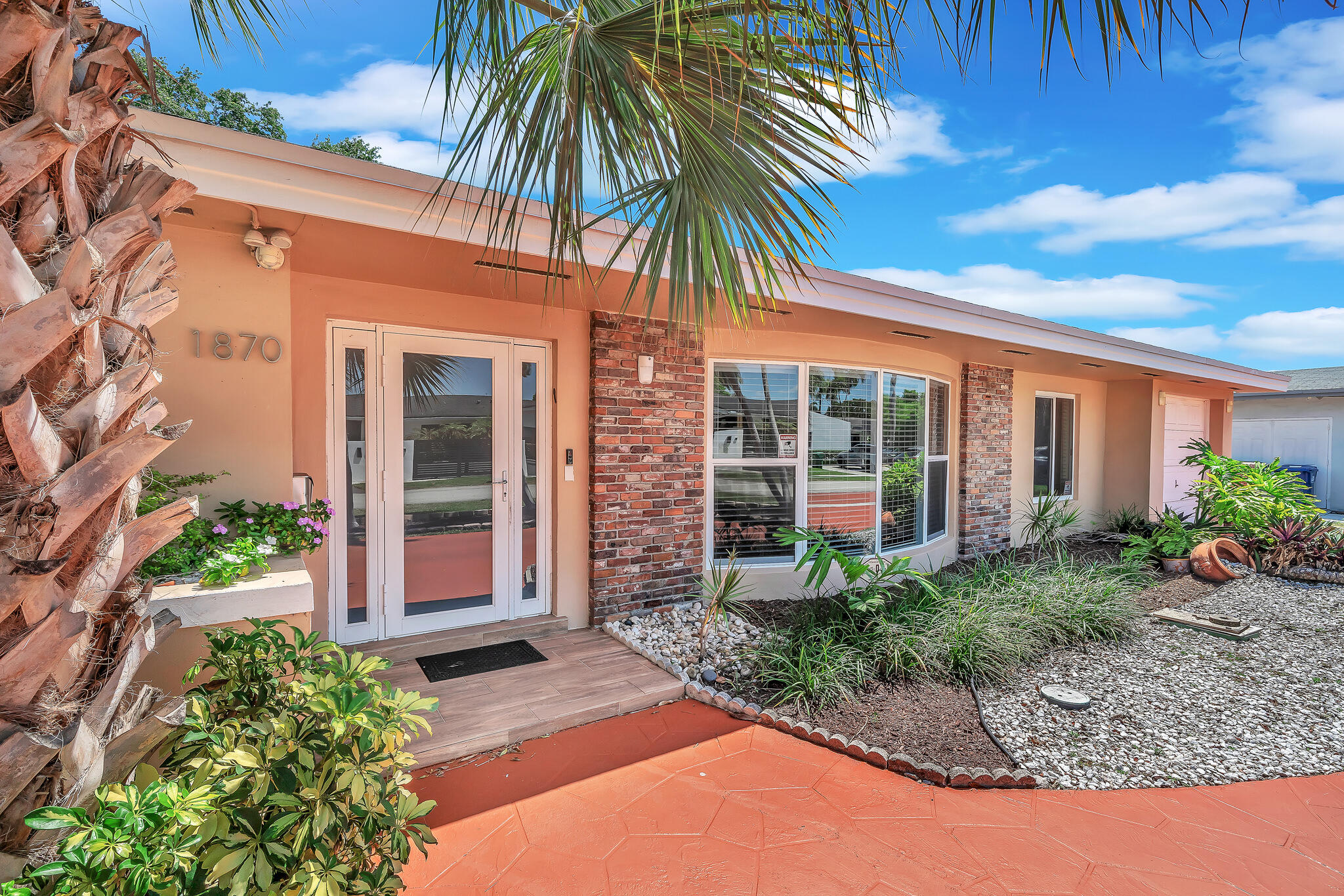 1870 NE 197th Terrace