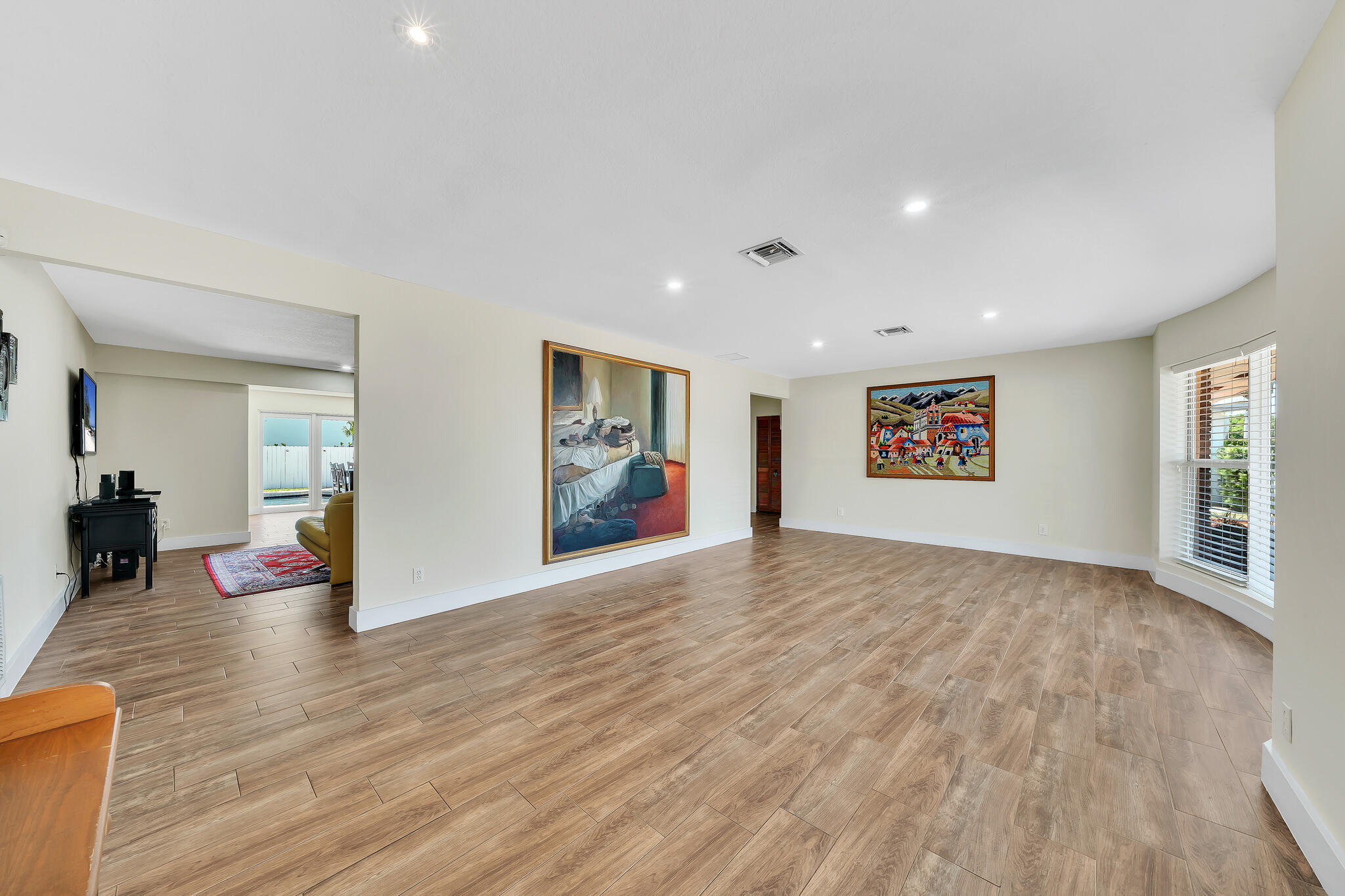 1870 NE 197th Terrace