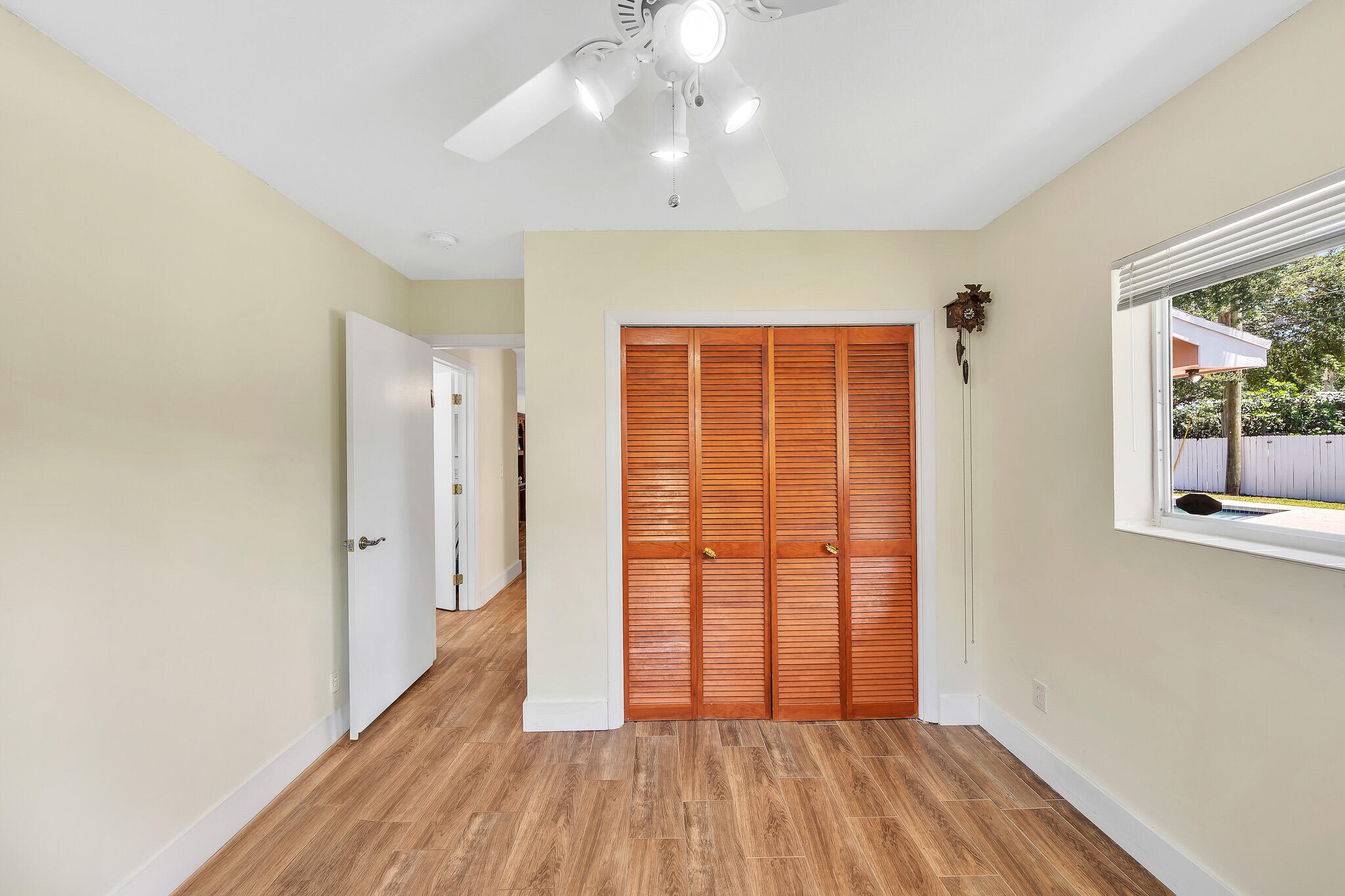 1870 NE 197th Terrace