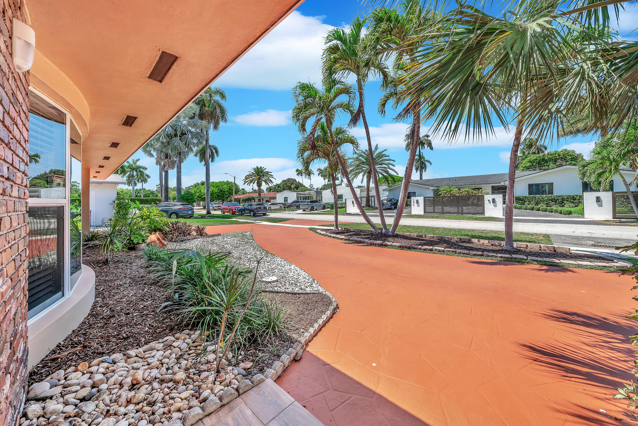 1870 NE 197th Terrace