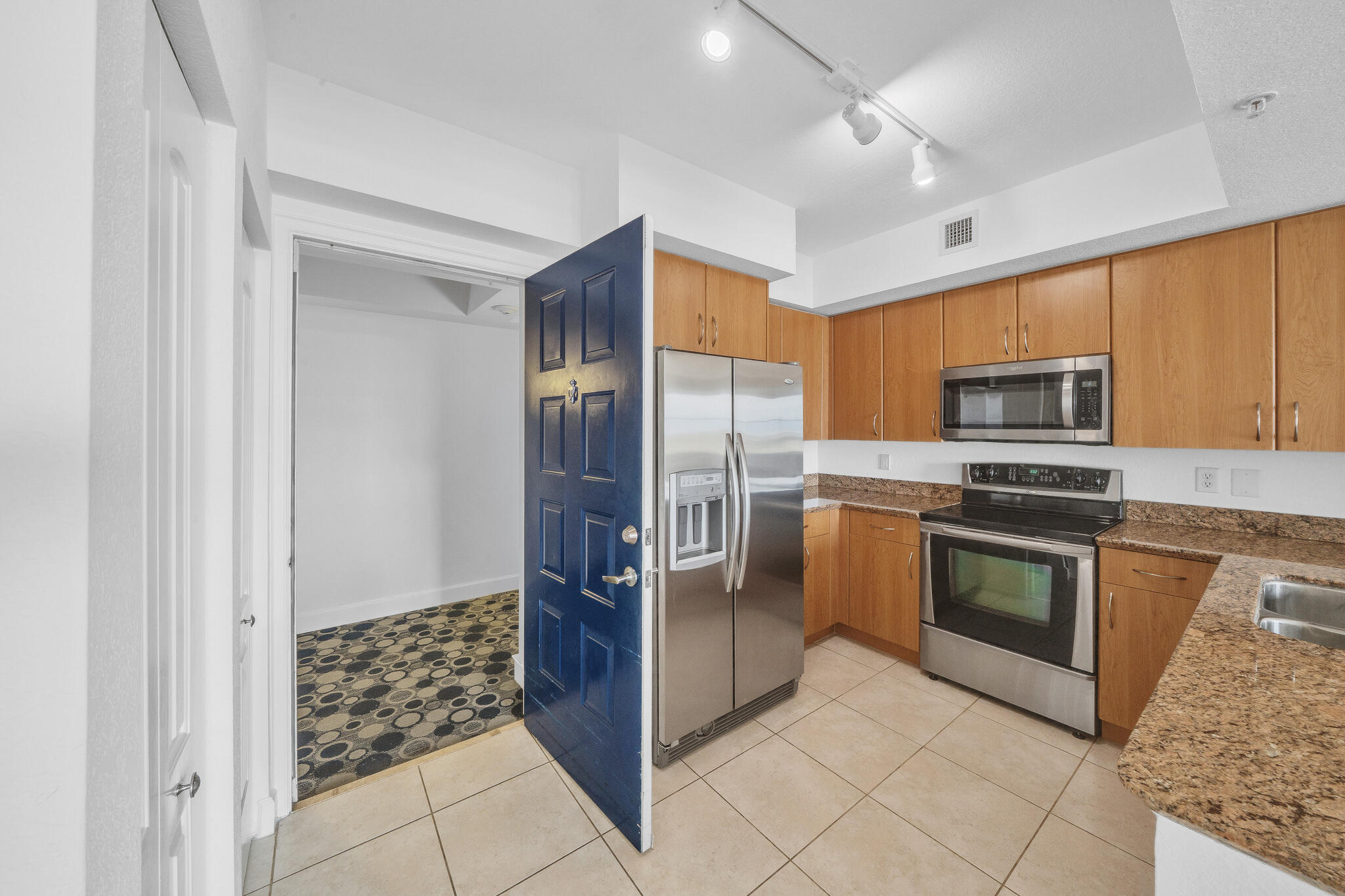 1830 RADIUS Drive 1009
