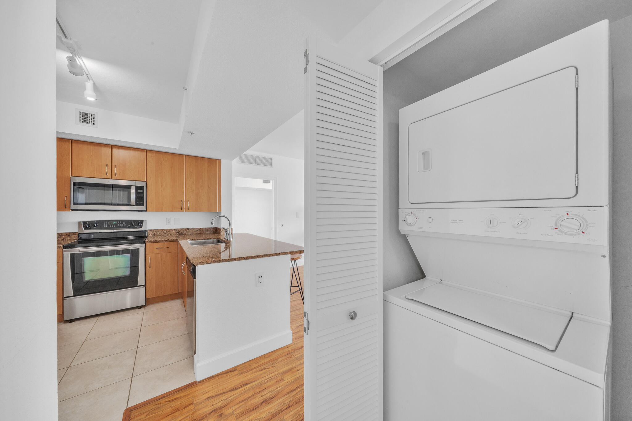 1830 RADIUS Drive 1009
