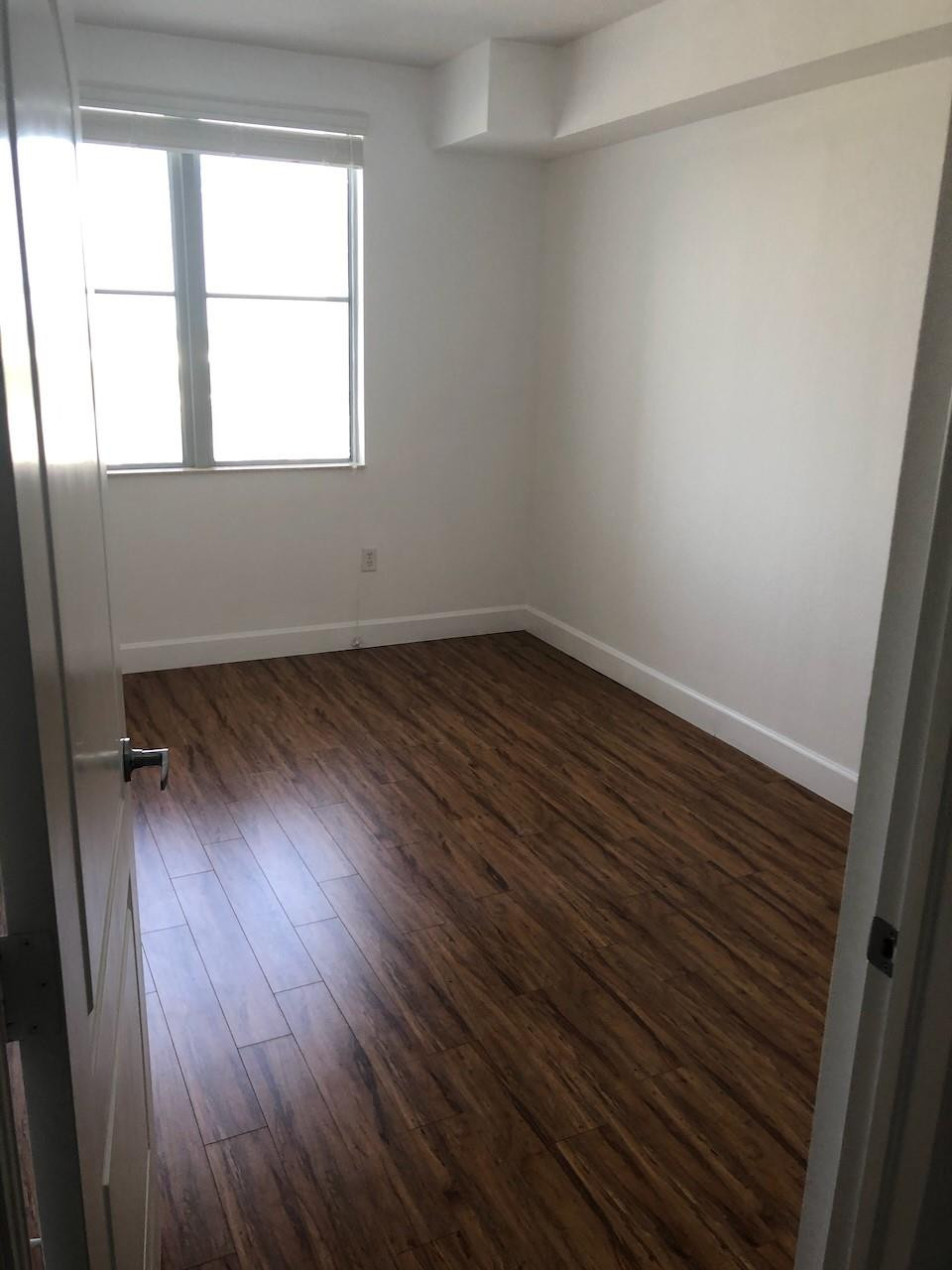 1830 RADIUS Drive 1009
