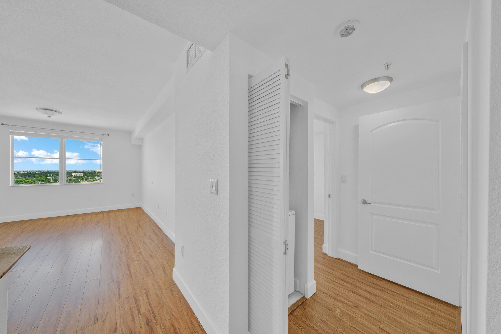 1830 RADIUS Drive 1009