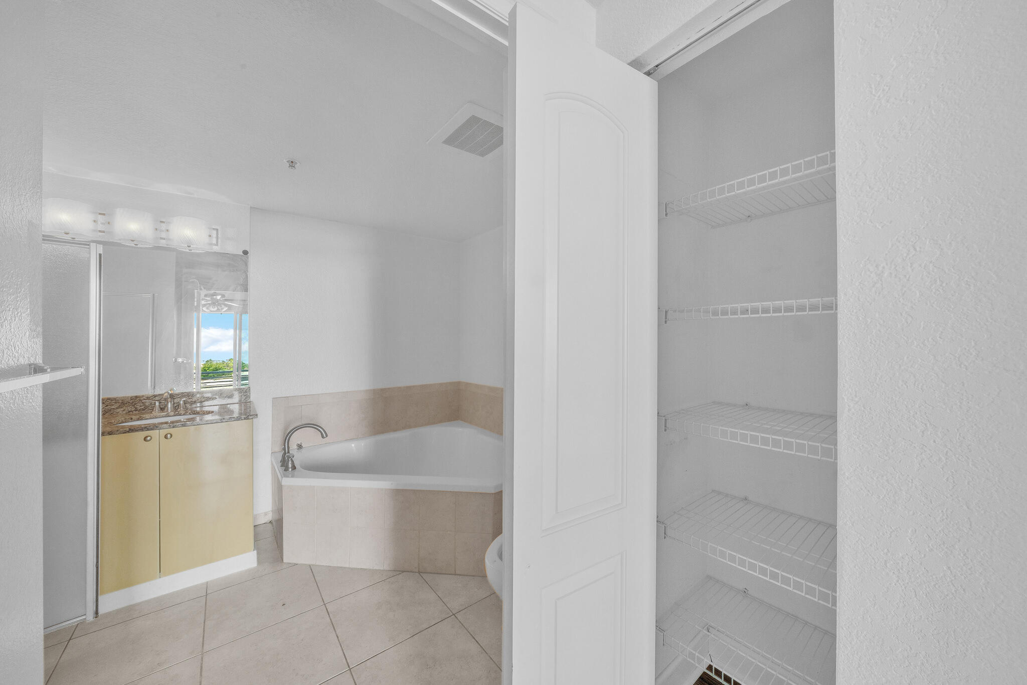 1830 Radius Drive 307