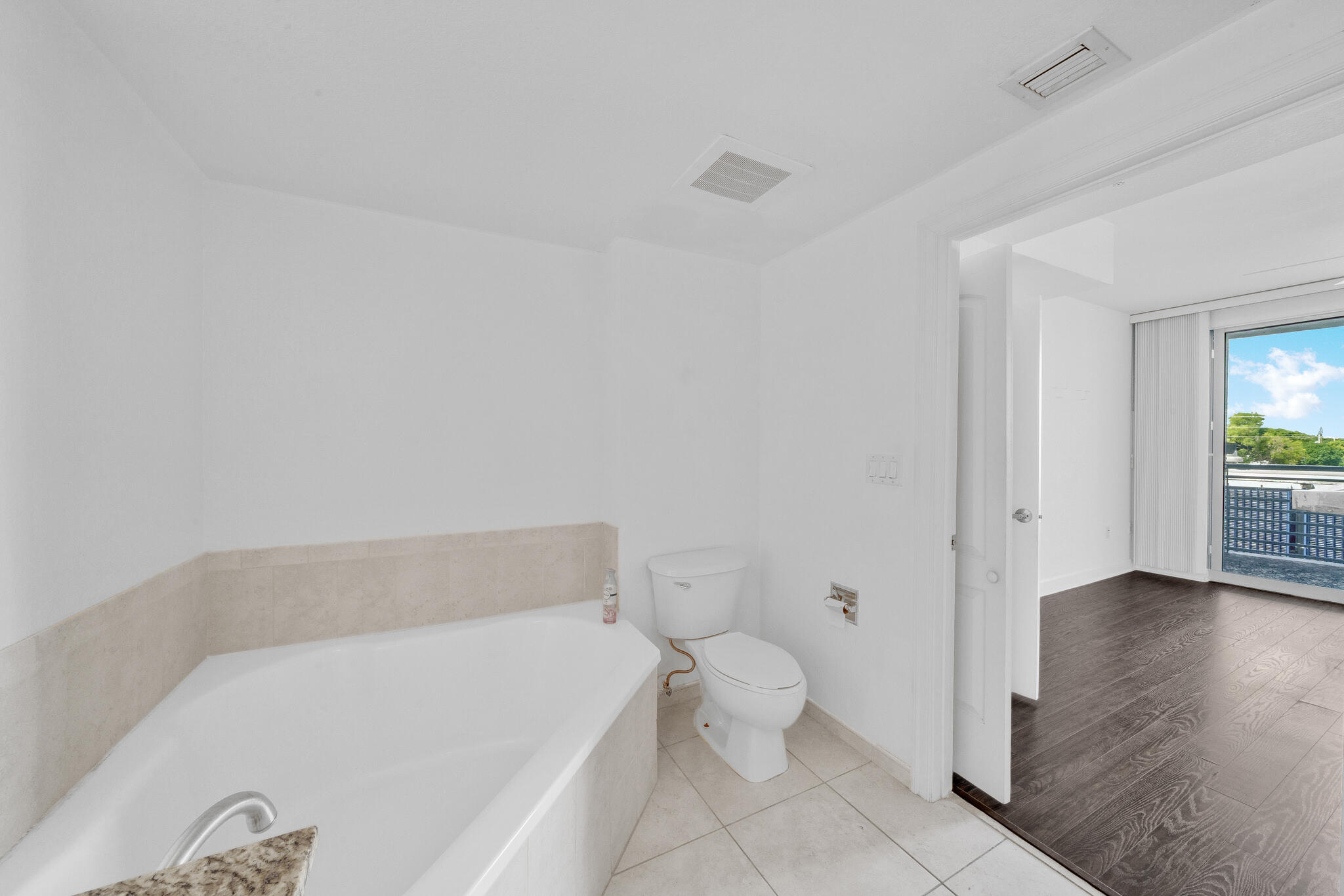 1830 Radius Drive 307