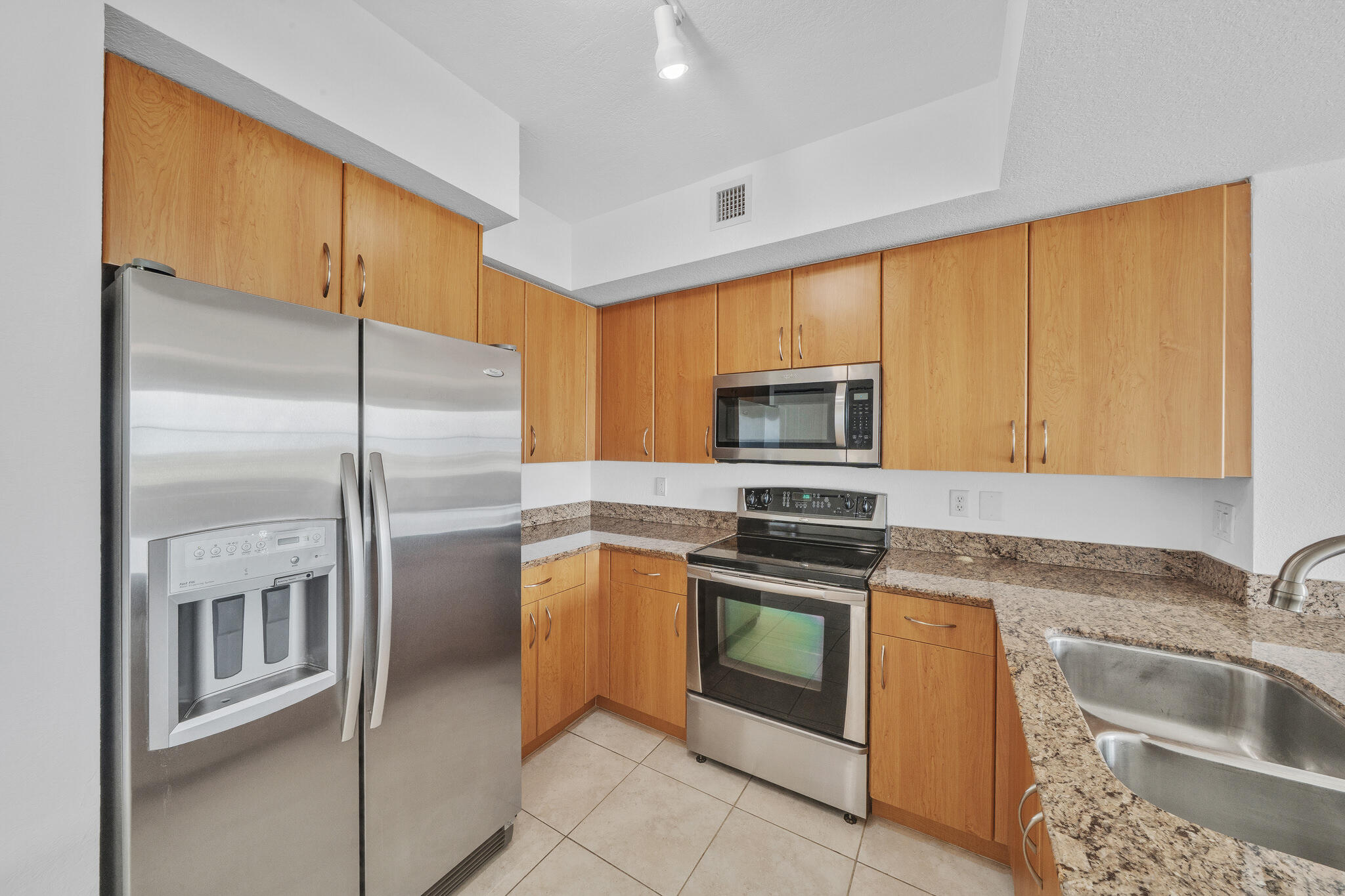 1830 RADIUS Drive 1009