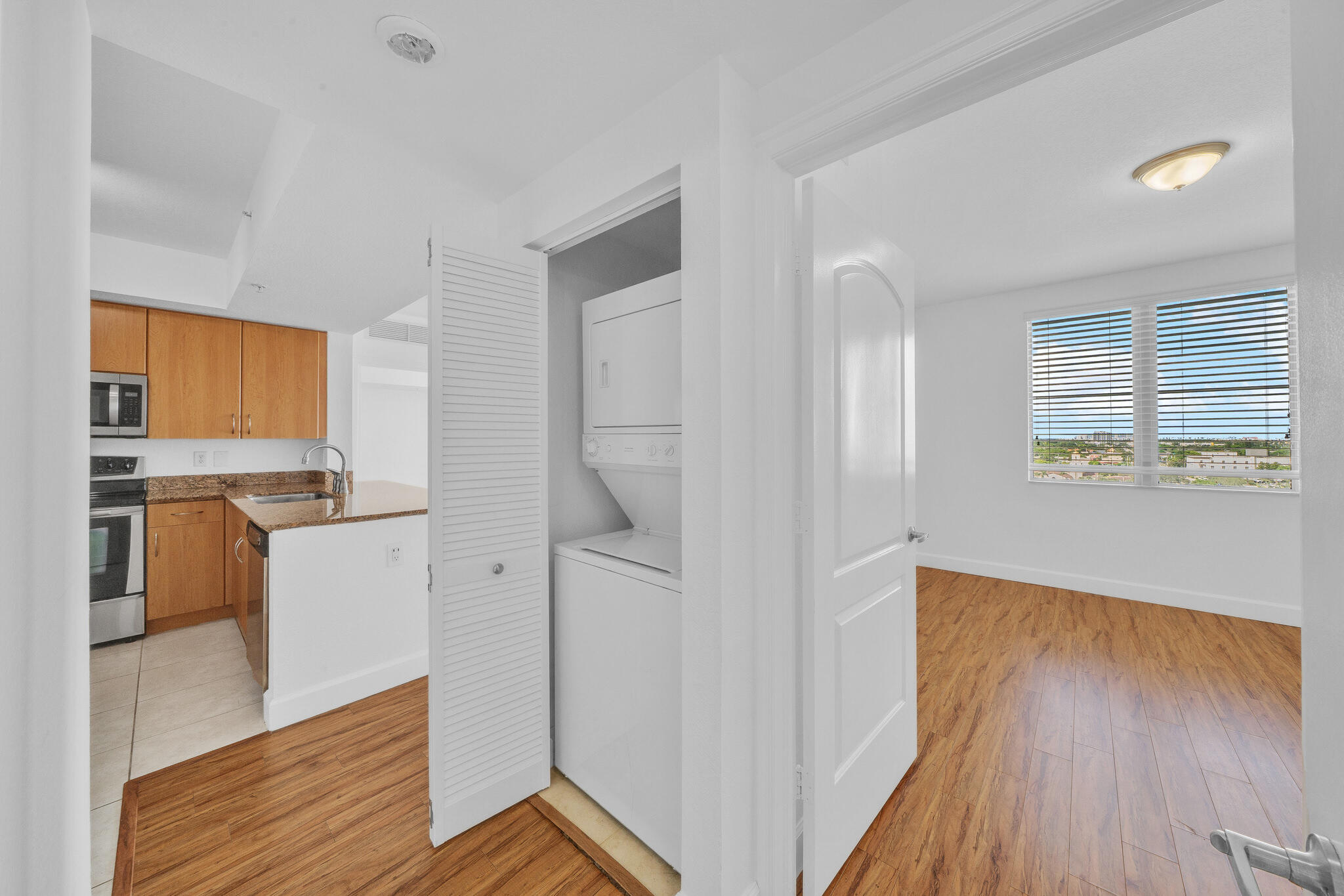 1830 RADIUS Drive 1009