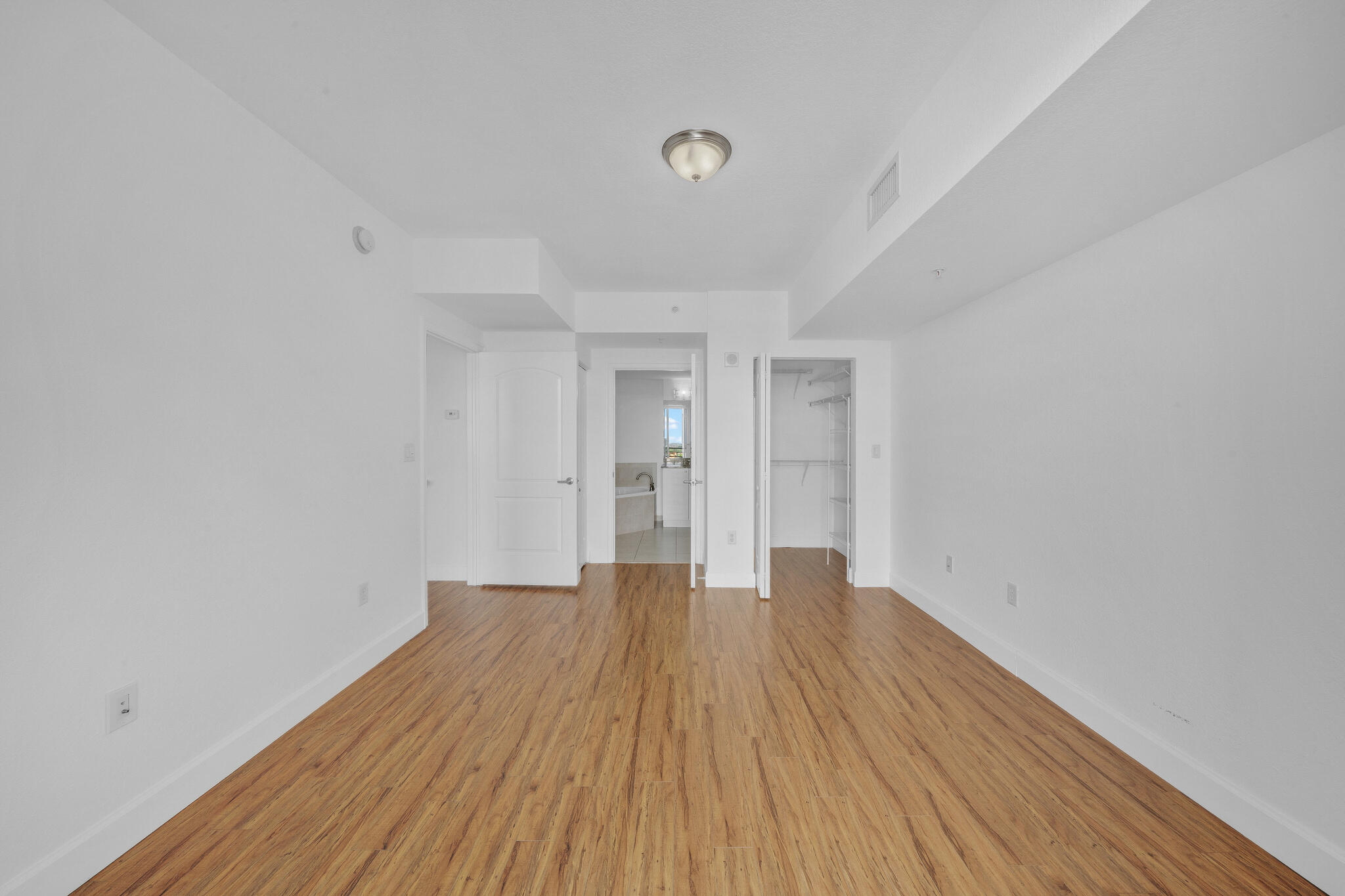 1830 RADIUS Drive 1009