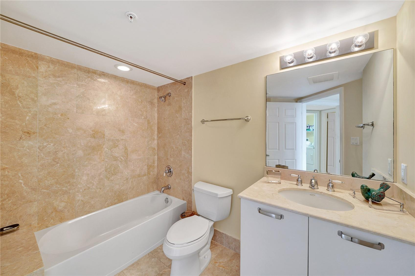 2001 N Ocean Blvd 1501