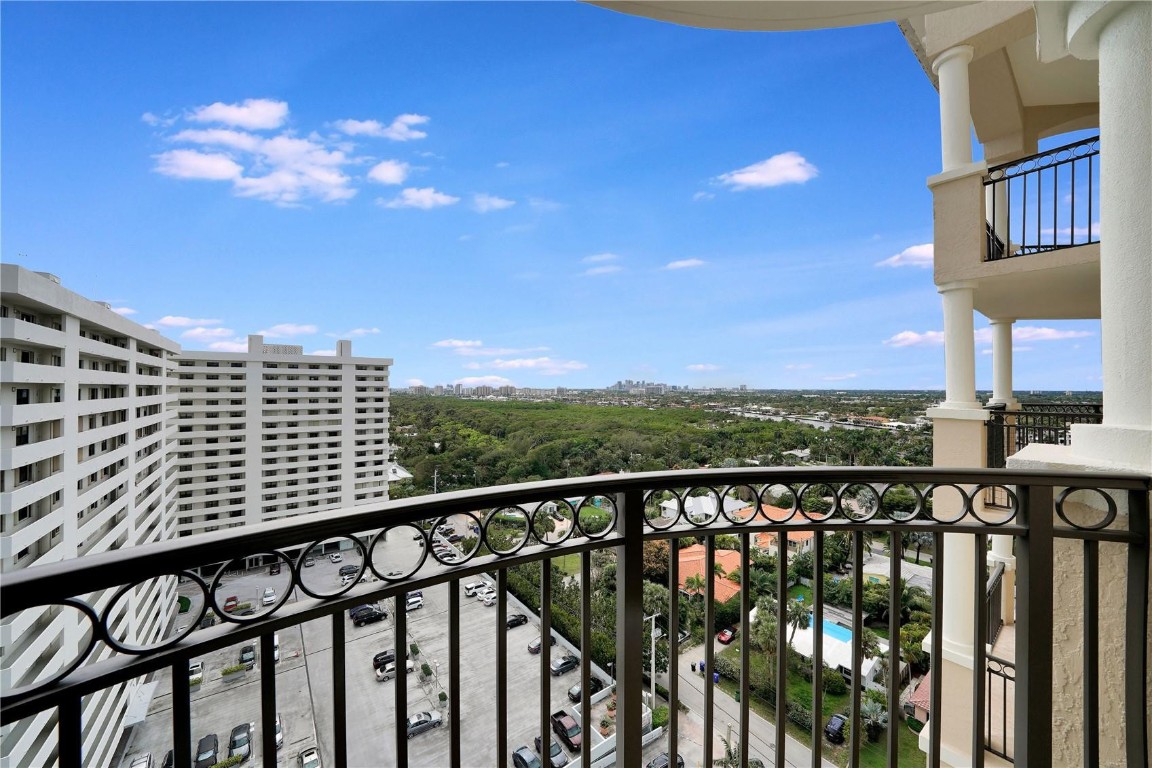 2001 N Ocean Blvd 1501