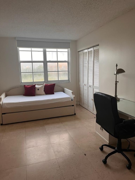 19501 E Country Club Dr 9507