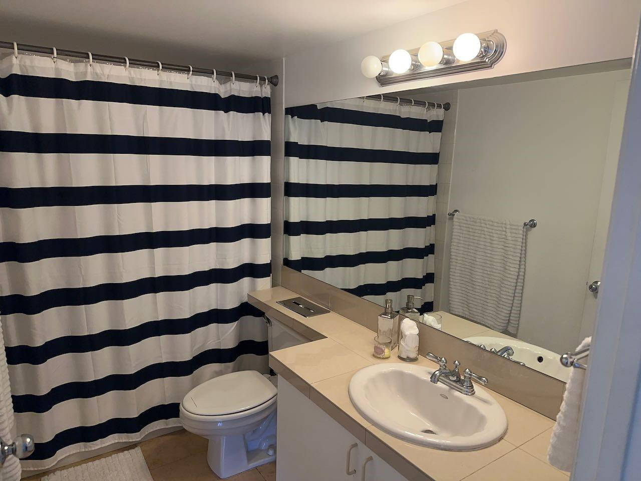 19501 E Country Club Dr 9507