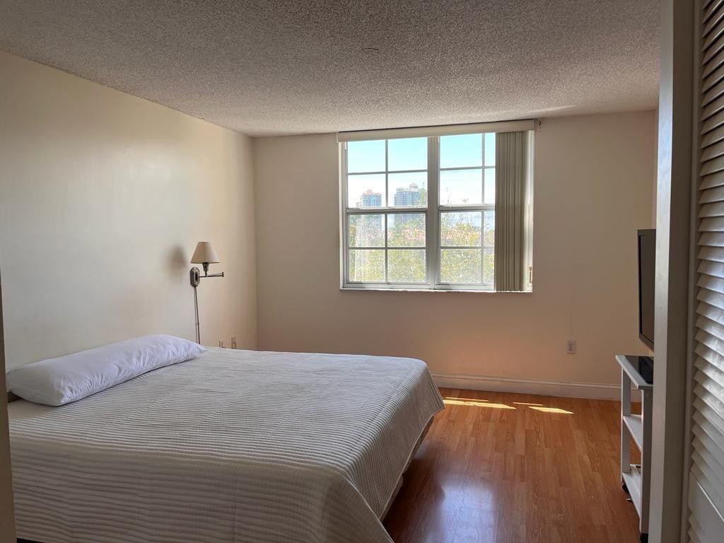 19501 E Country Club Dr 9507