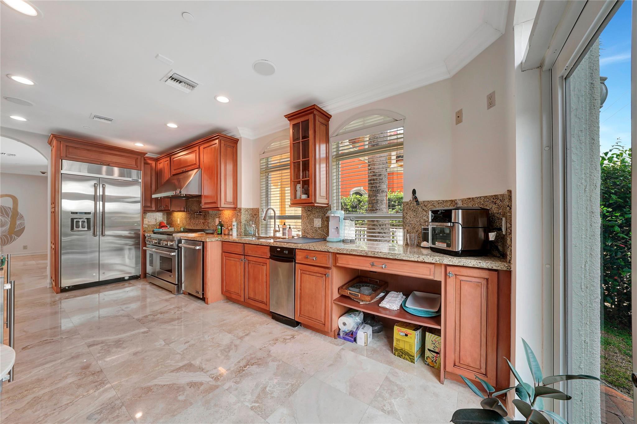 903 NE 17th Way 104