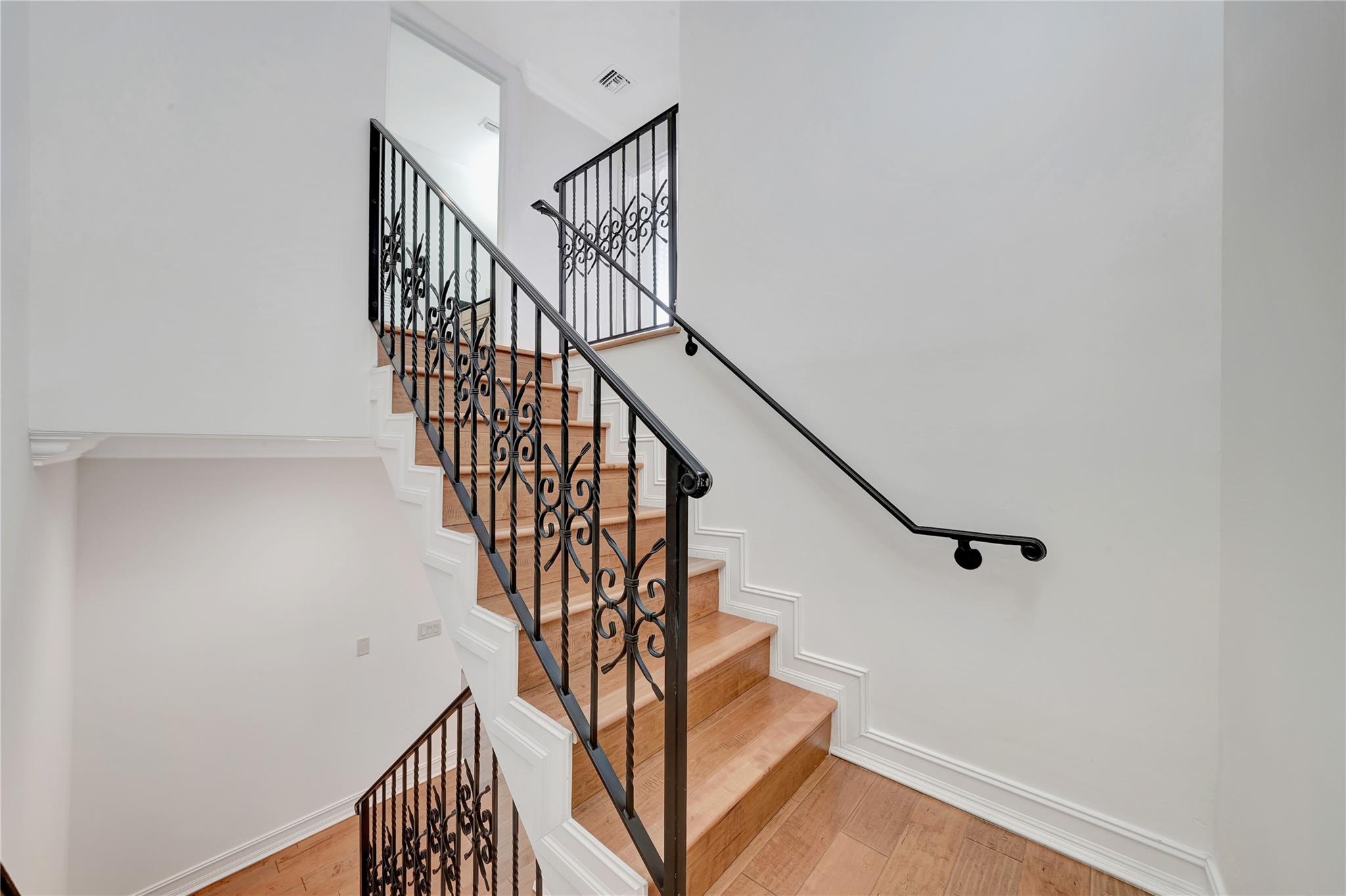 903 NE 17th Way 104