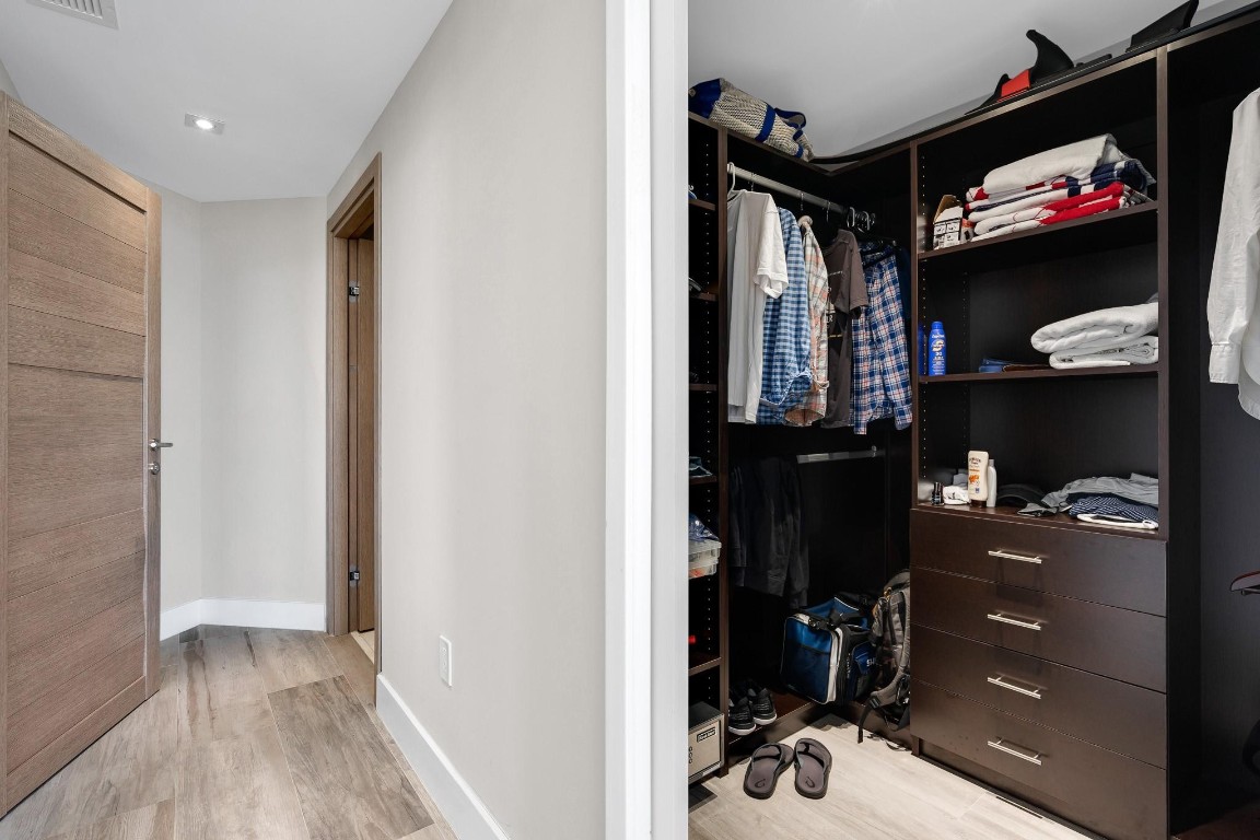 17111 Biscayne Blvd 1702