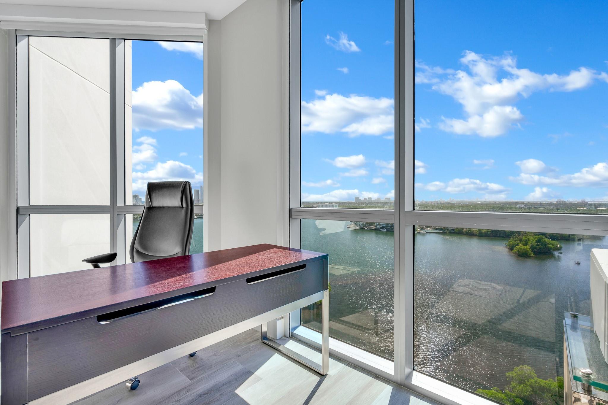 17111 Biscayne Blvd 1702