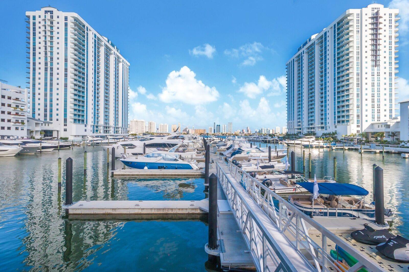 17111 Biscayne Blvd 1702