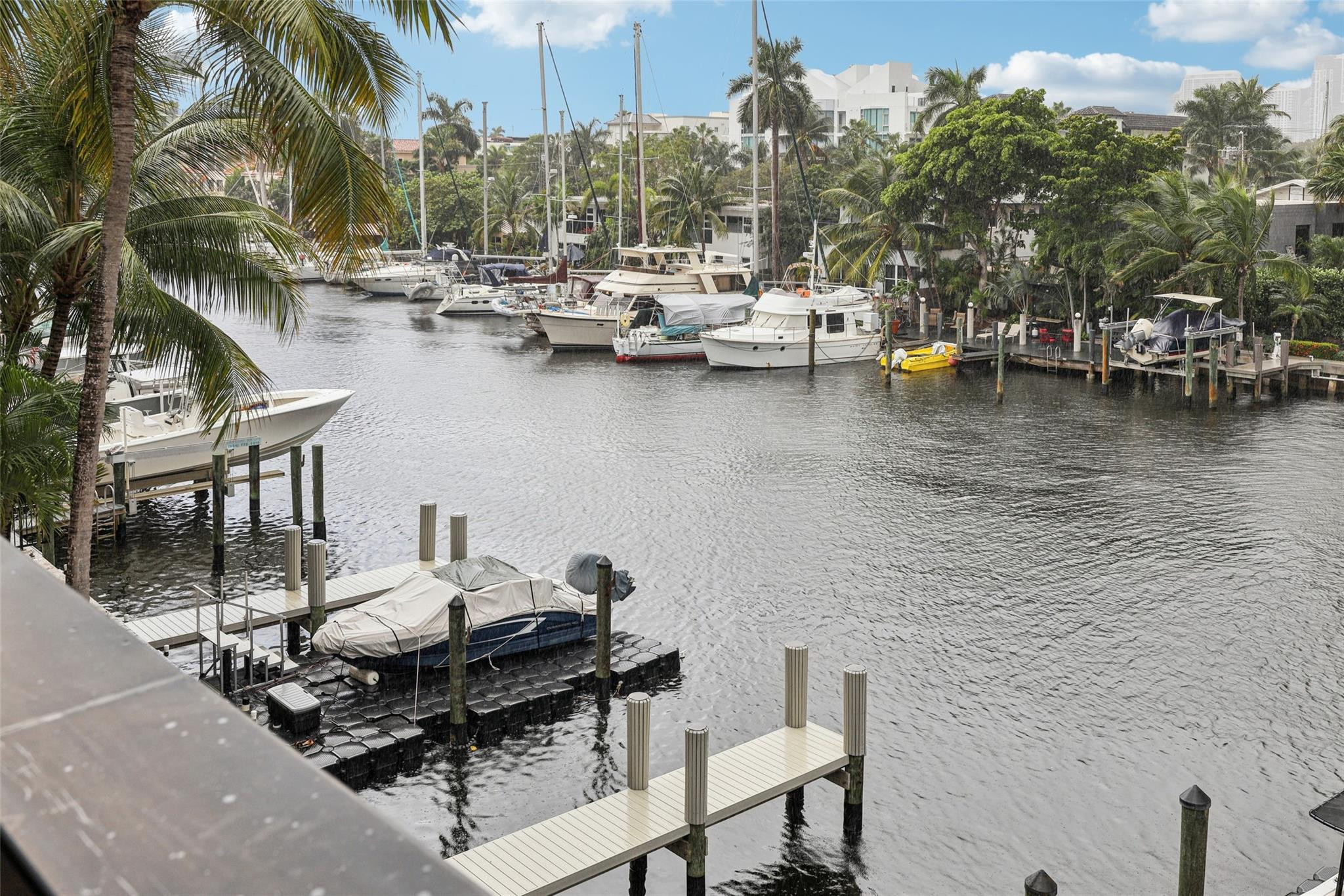 161 Isle Of Venice Drive 303