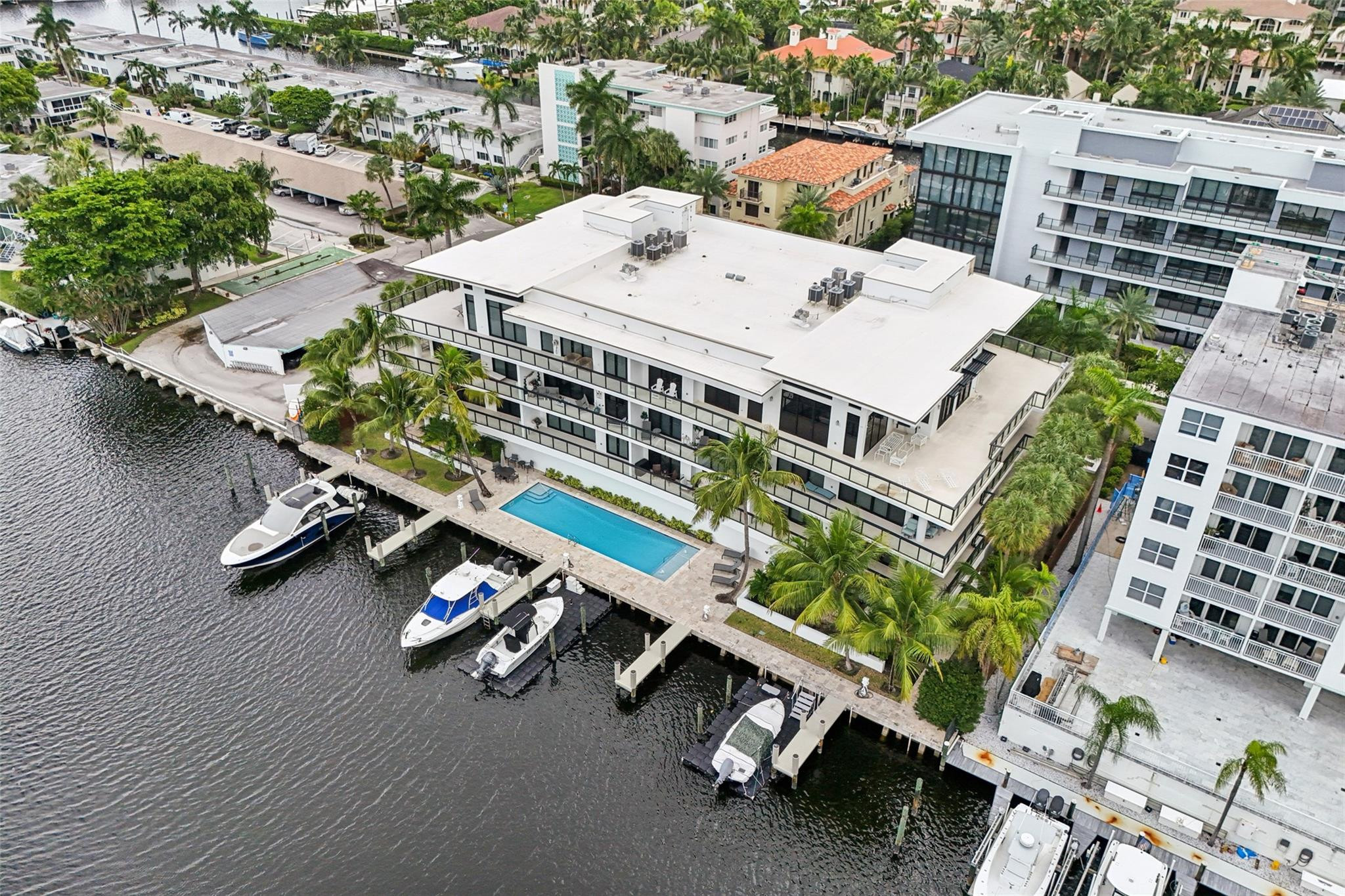 161 Isle Of Venice Drive 303