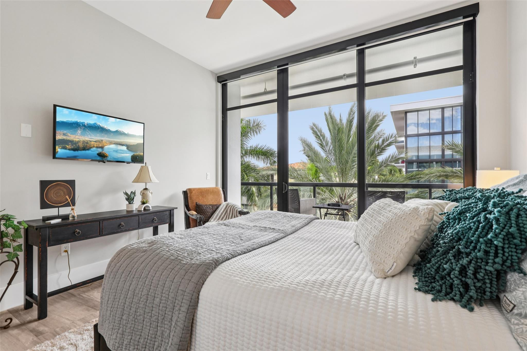 161 Isle Of Venice Drive 303