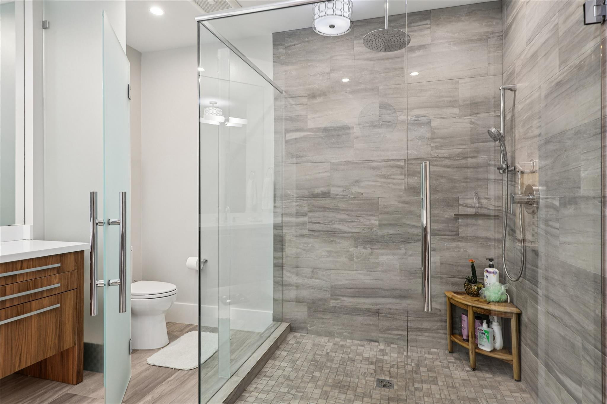 161 Isle Of Venice Drive 303