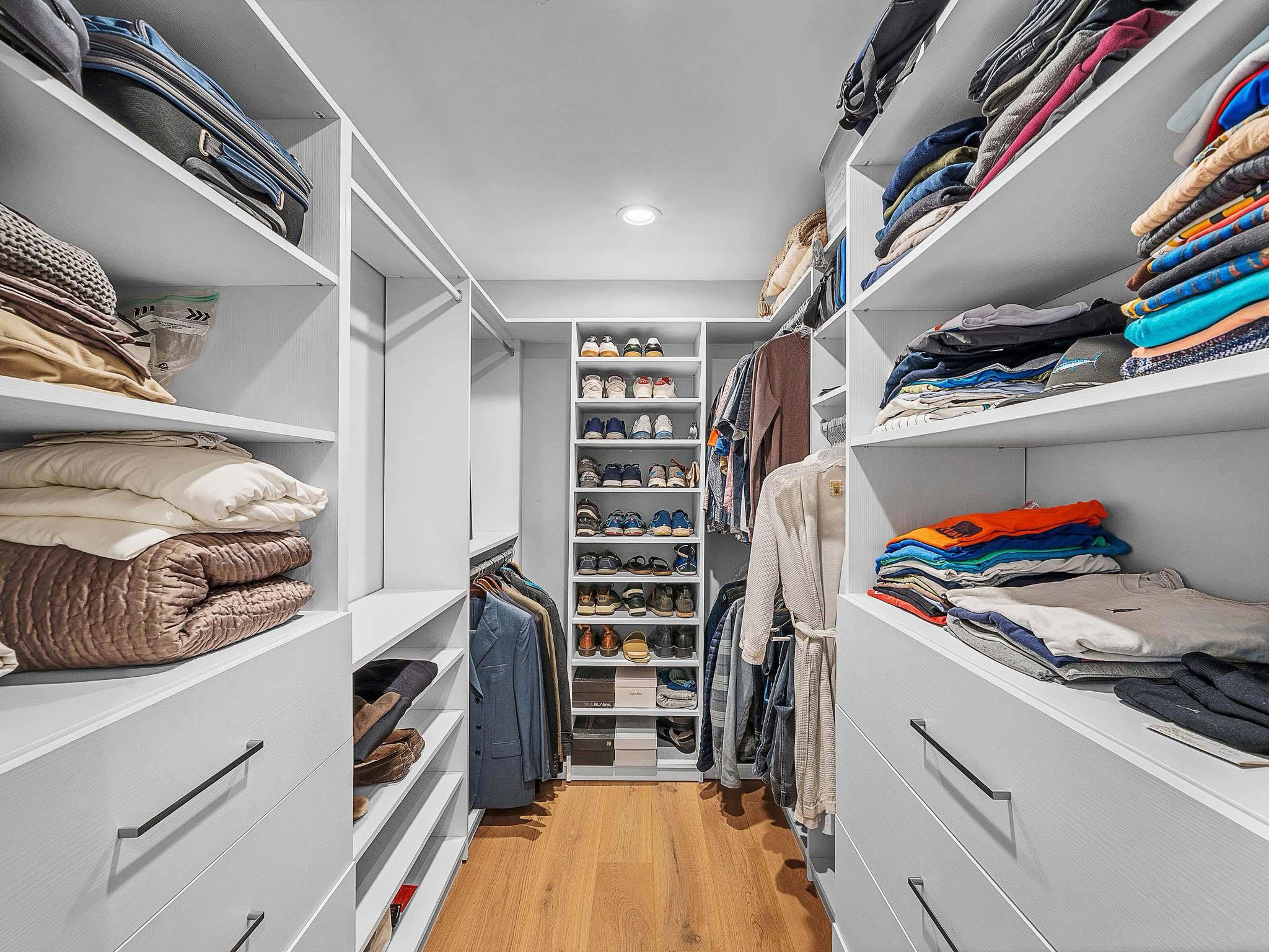 715 N Victoria Park Road