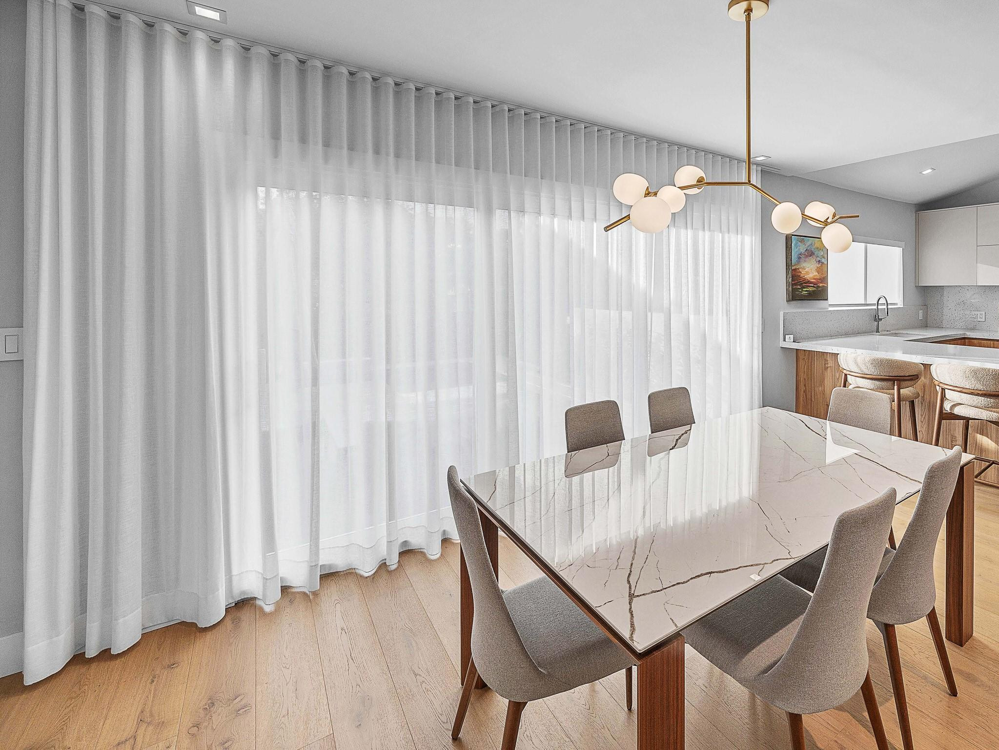 715 N Victoria Park Road