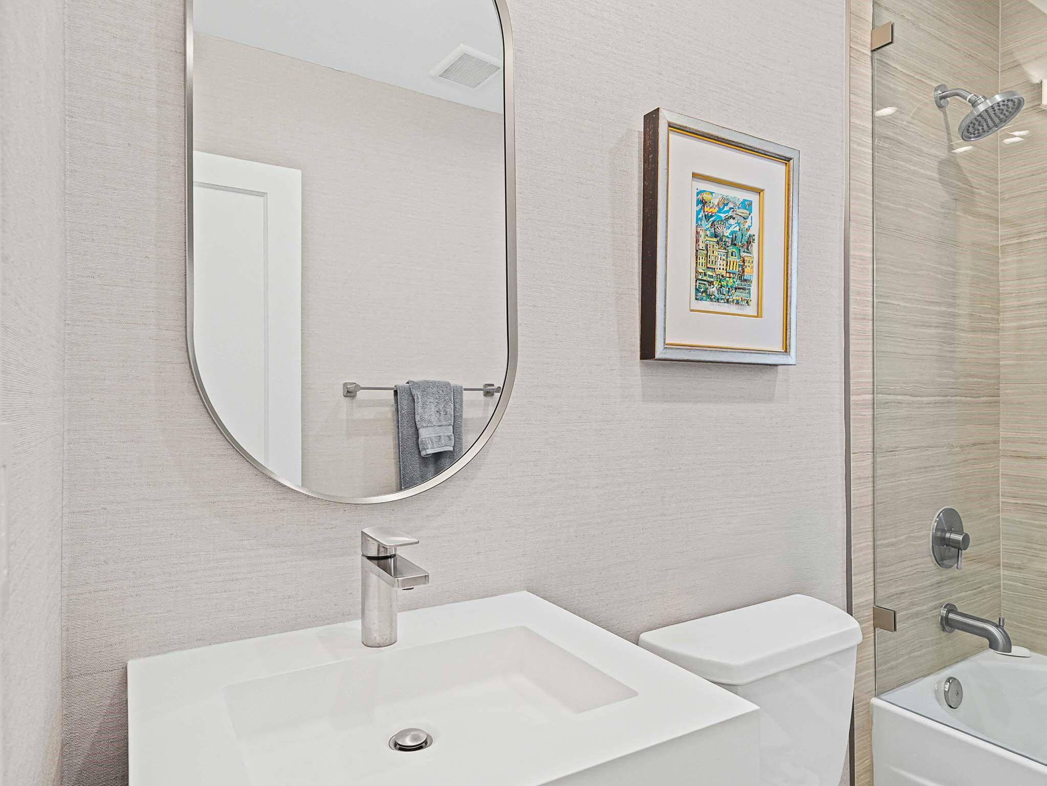 715 N Victoria Park Road