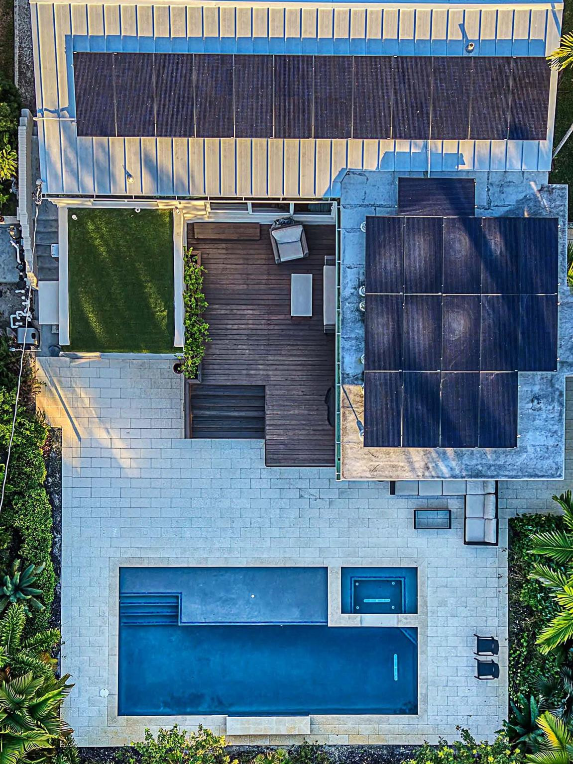 715 N Victoria Park Road