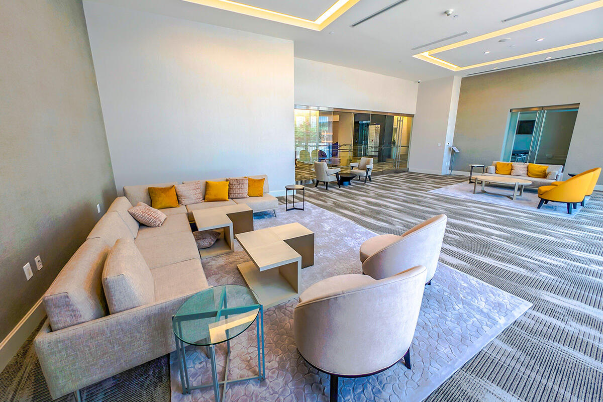 18201 Collins Avenue 3301A