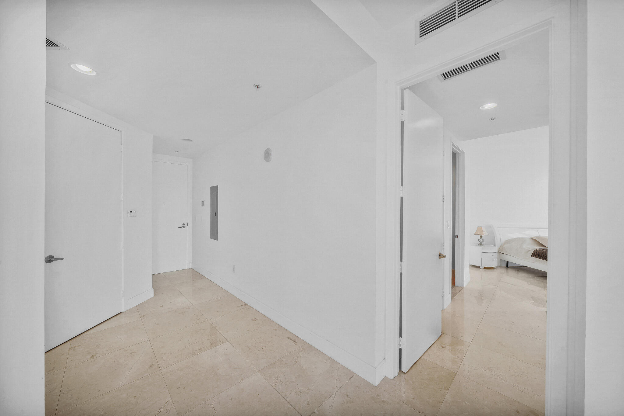 18201 Collins Avenue 3301A