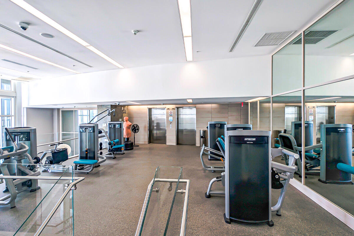 18201 Collins Avenue 3301A