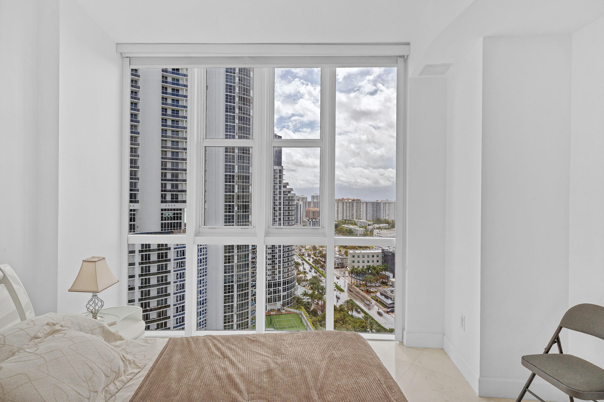 18201 Collins Avenue 3301A