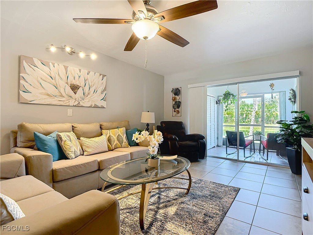 1100 Pondella RD 504