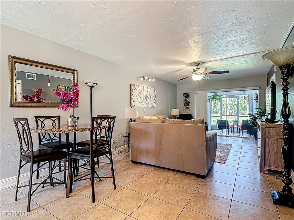 1100 Pondella RD 504