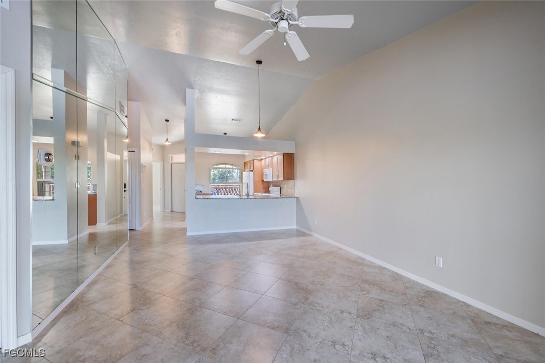 242 Newport DR 509