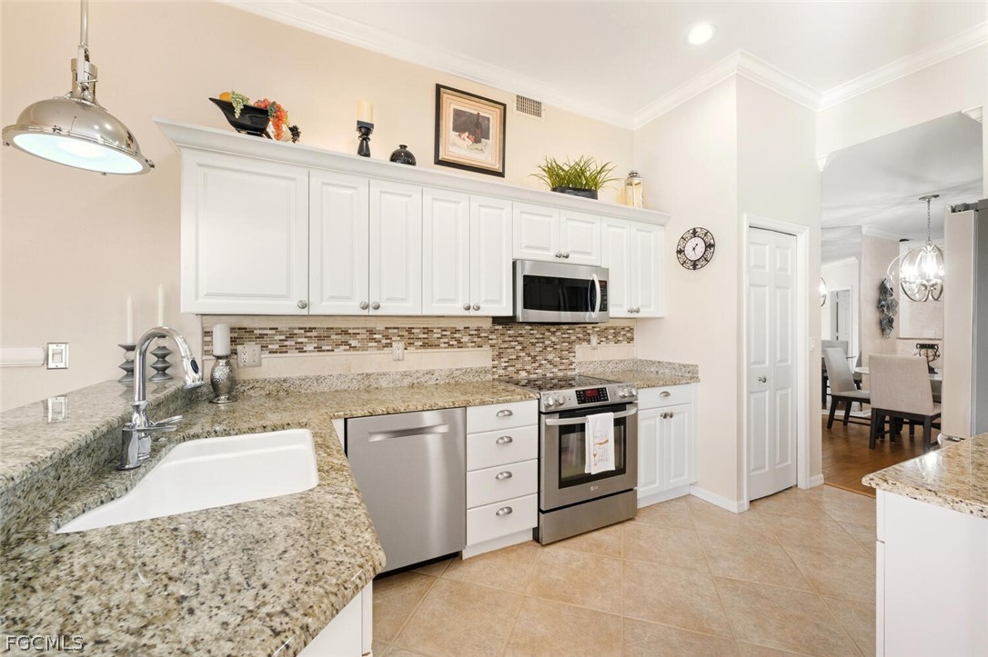 945 Eastham WAY H202