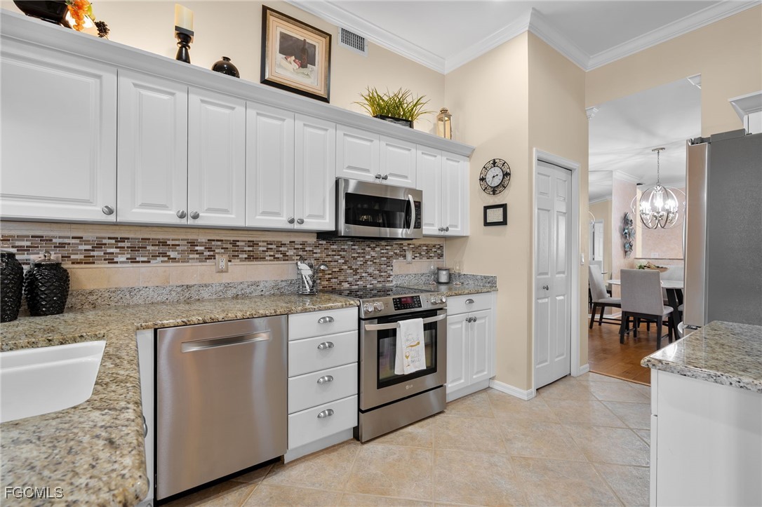 945 Eastham WAY H202