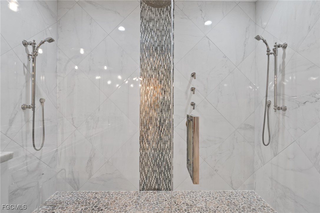 945 Eastham WAY H202