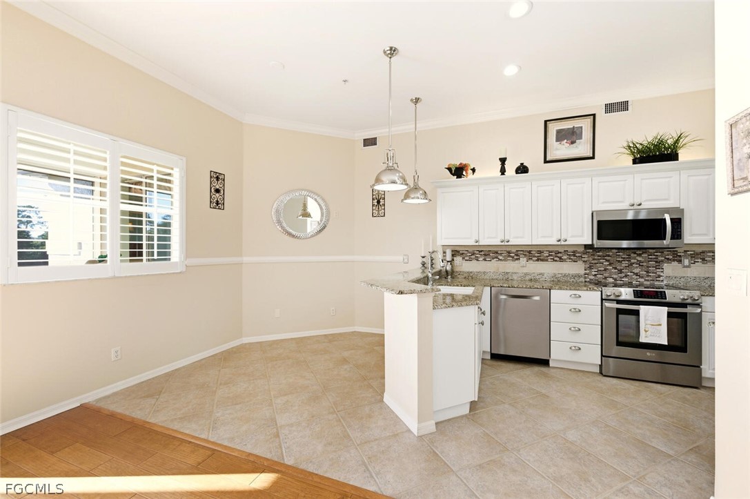 945 Eastham WAY H202