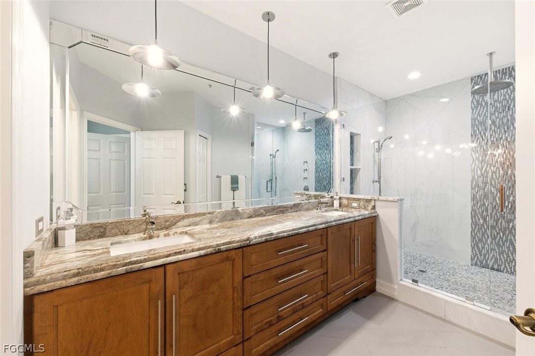 945 Eastham WAY H202