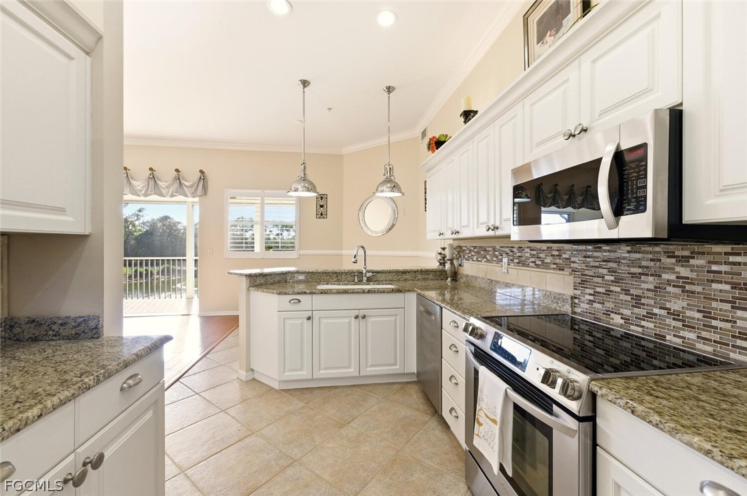 945 Eastham WAY H202