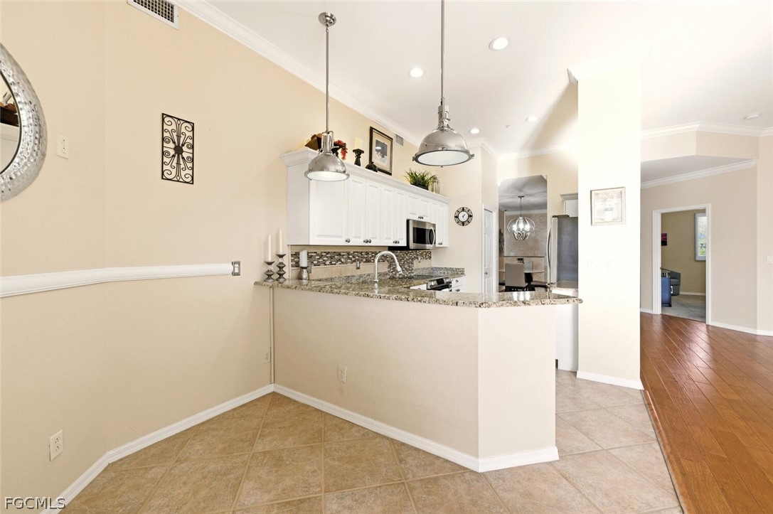 945 Eastham WAY H202