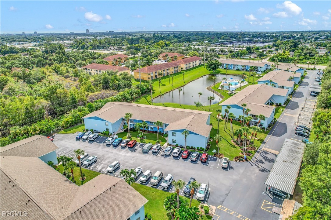 1100 Pondella RD 611