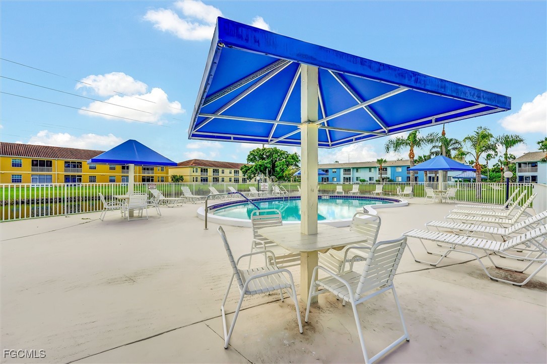 1100 Pondella RD 611